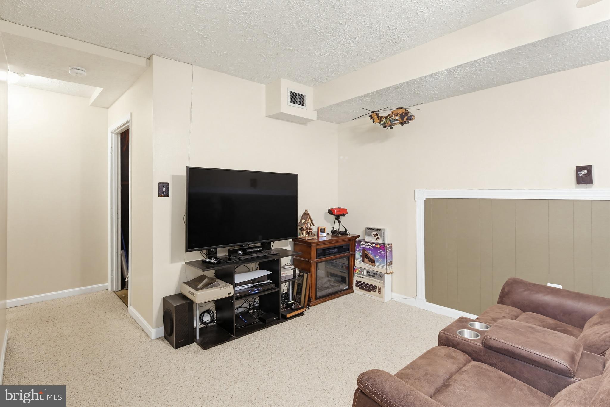 MARBLE HILL - Residential