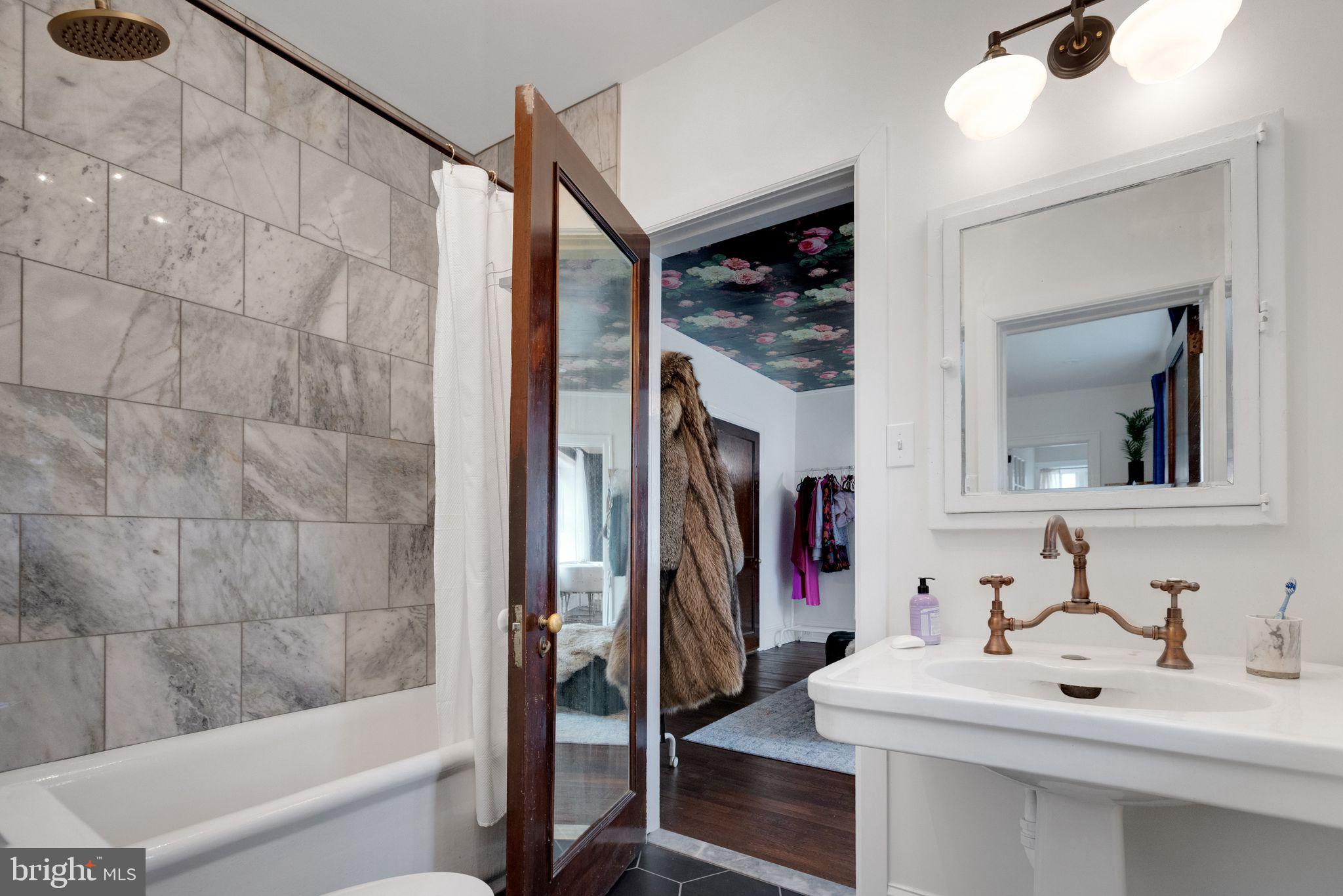 EAST MT AIRY - Residential