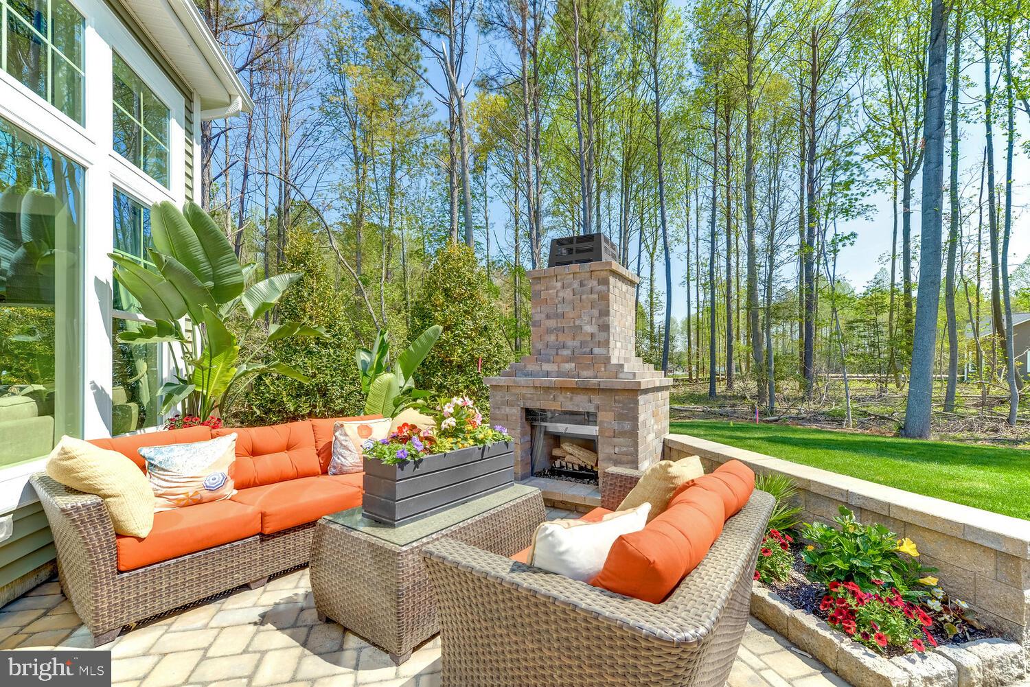 PENINSULA LAKES - Residential