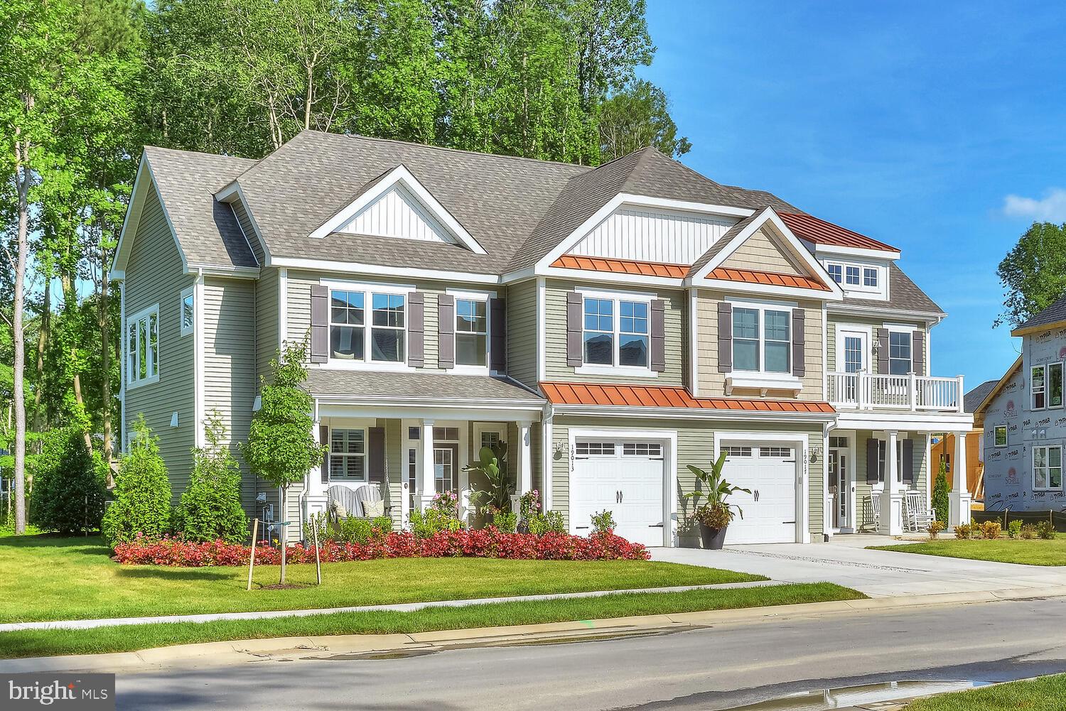 PENINSULA LAKES - Residential