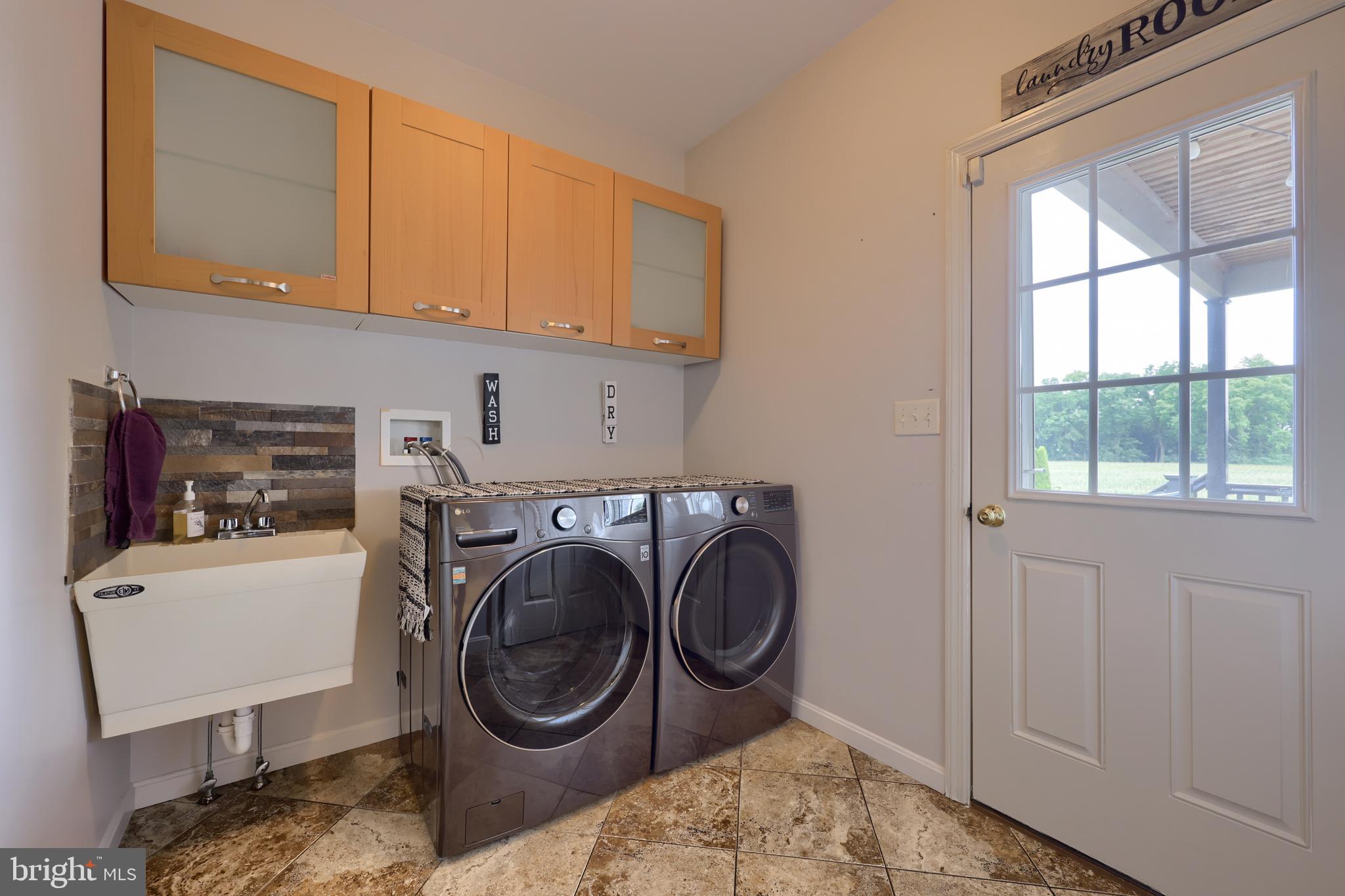 MAYTOWN - Residential