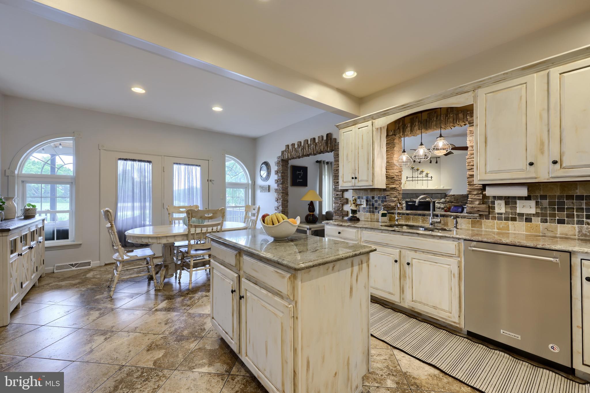 MAYTOWN - Residential