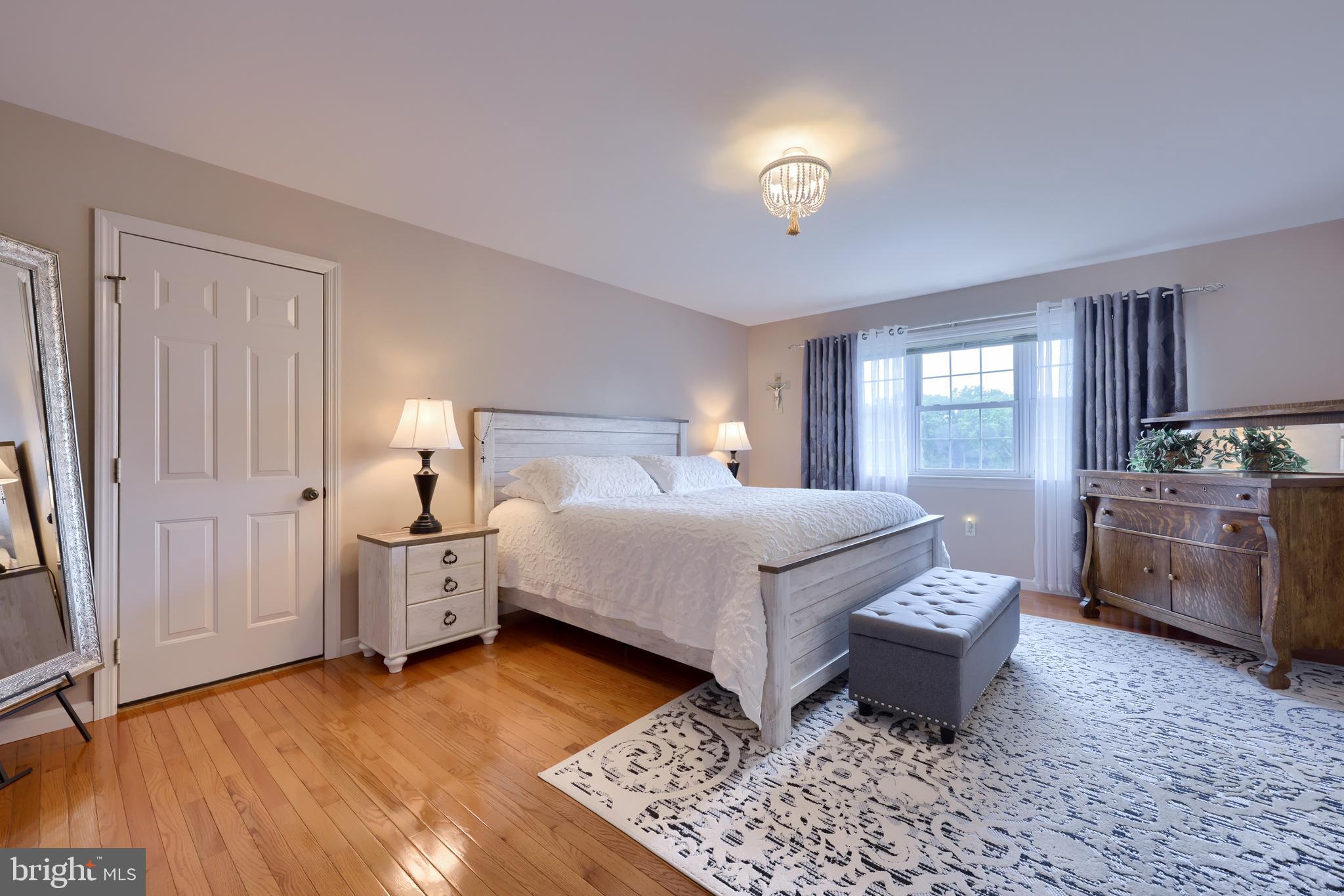 MAYTOWN - Residential