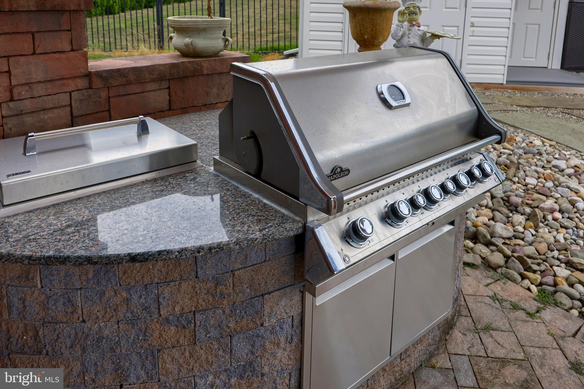 MAYTOWN - Residential