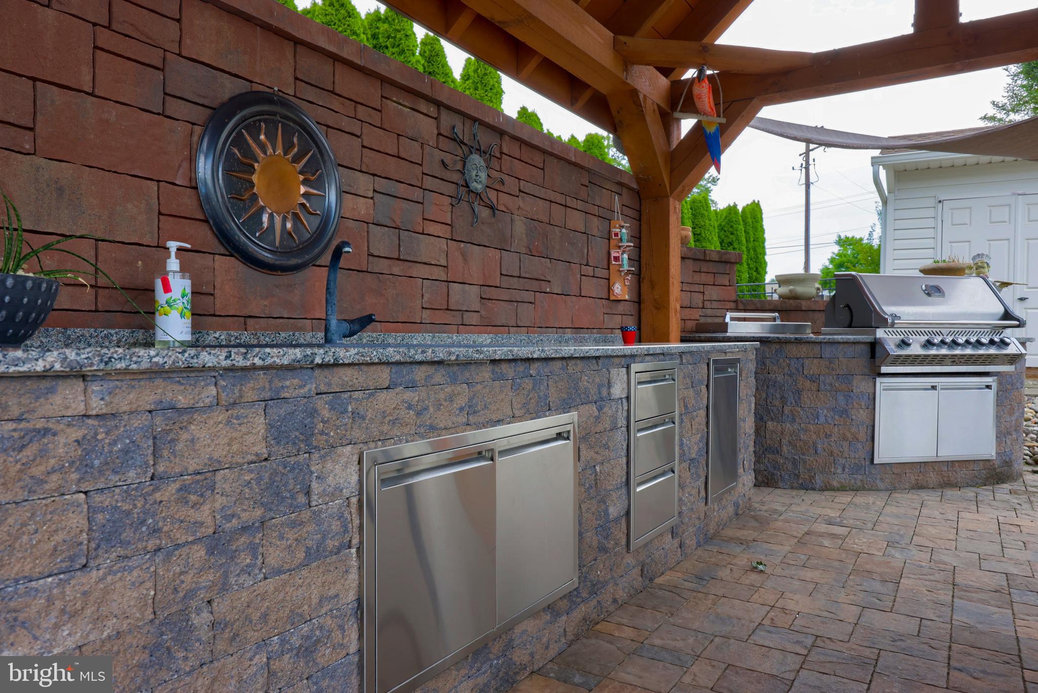 MAYTOWN - Residential