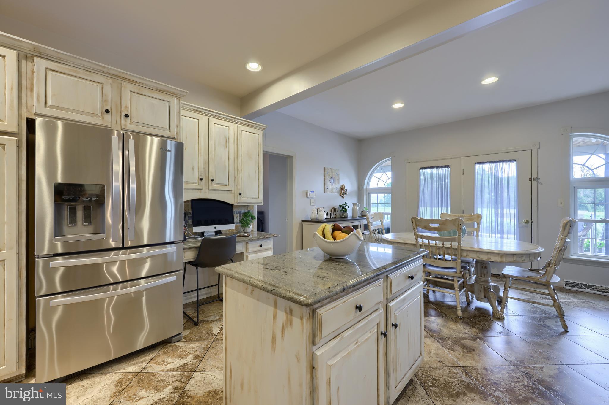 MAYTOWN - Residential