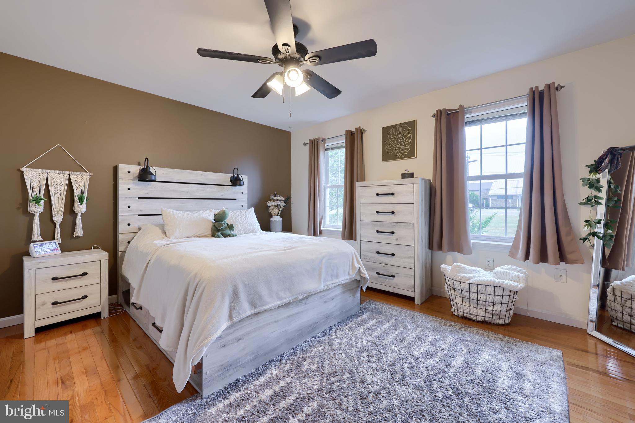 MAYTOWN - Residential