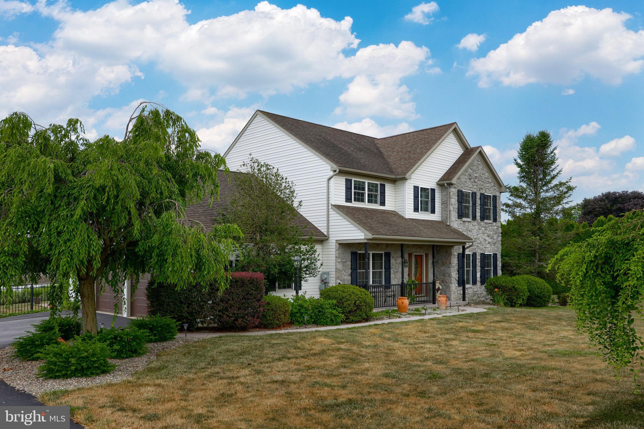 MAYTOWN - Residential