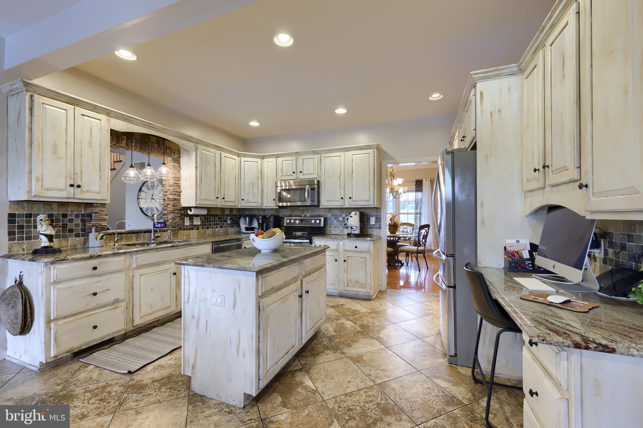 MAYTOWN - Residential