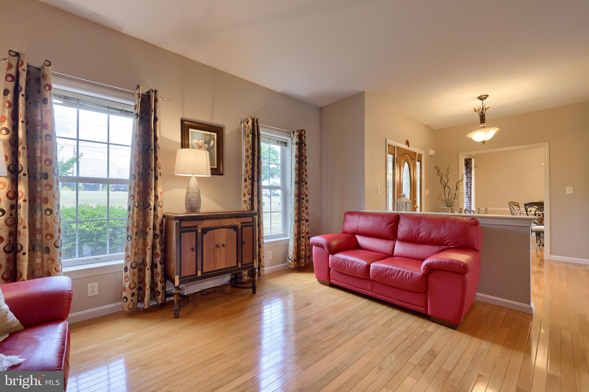 MAYTOWN - Residential