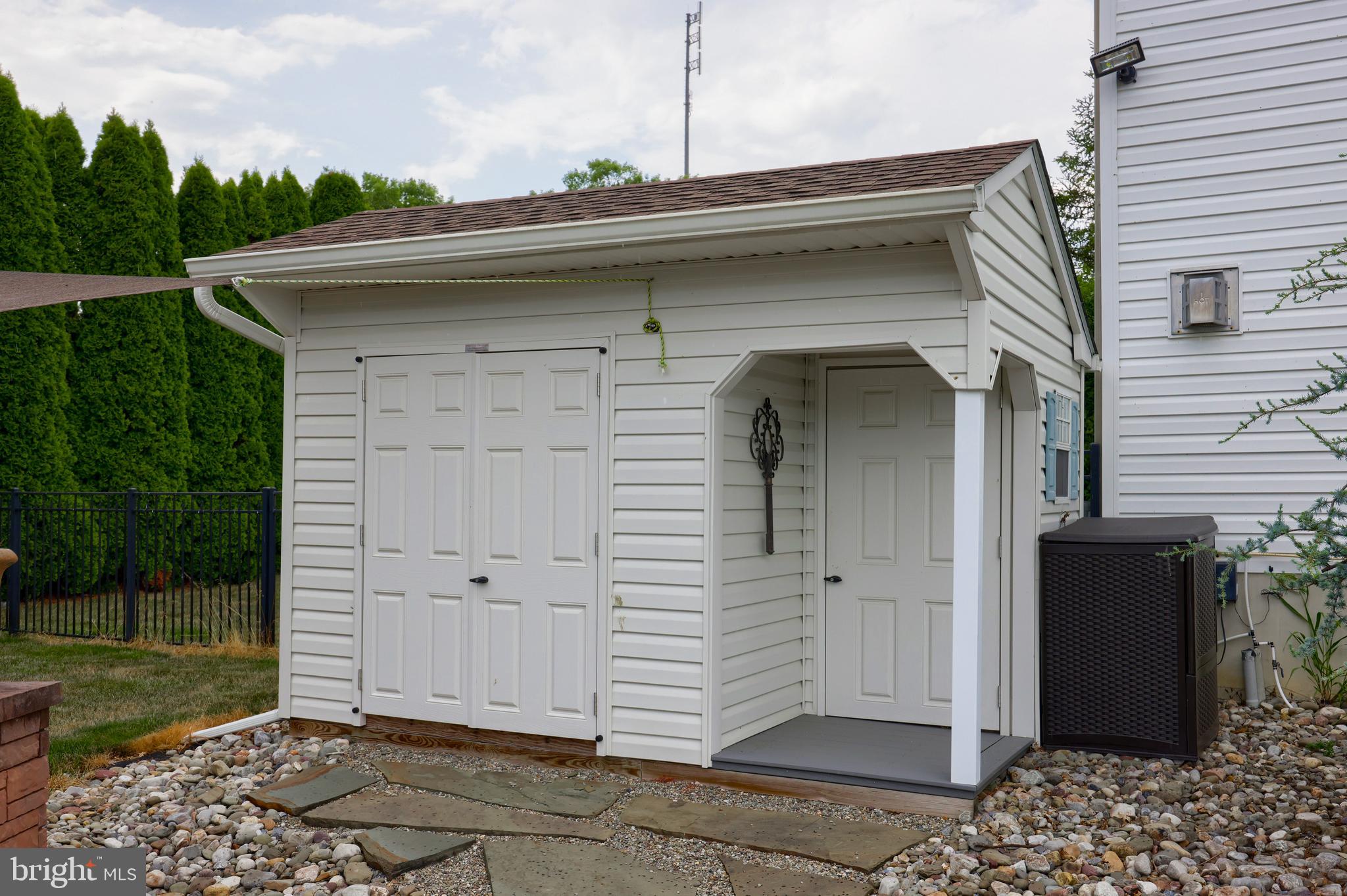 MAYTOWN - Residential