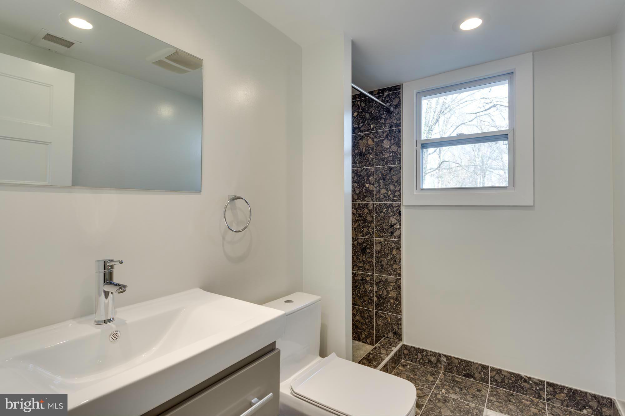 MT ZEPHYR - Residential