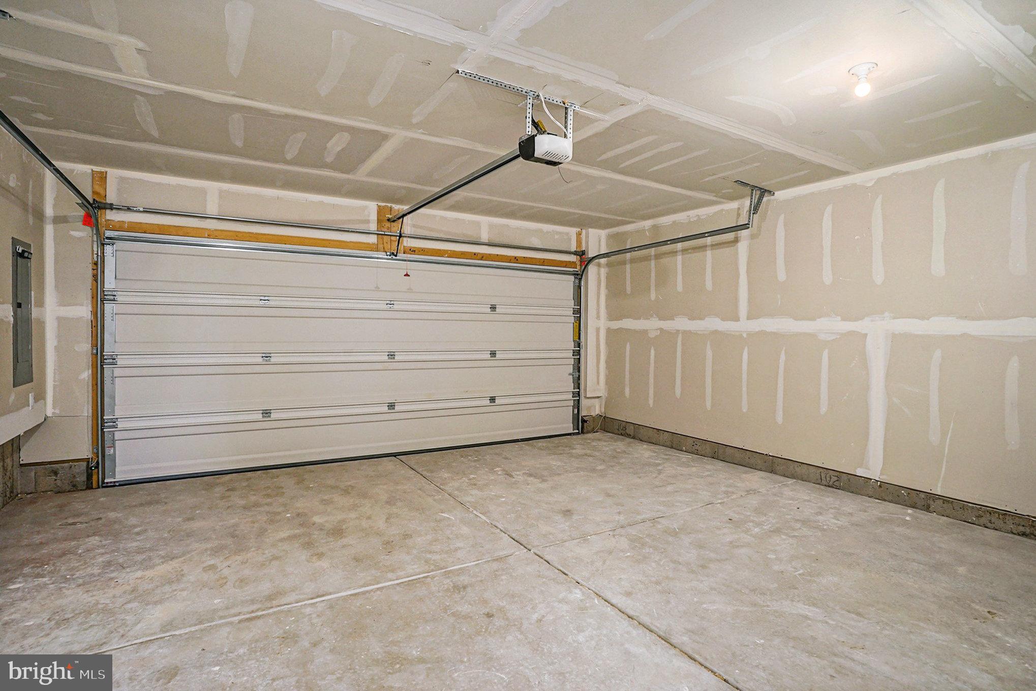 PHOENIXVILLE HEIGHTS - Residential Lease