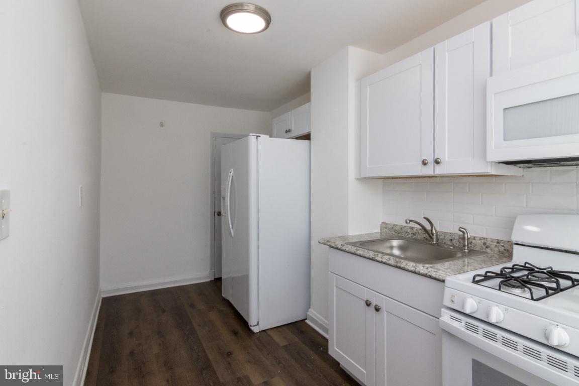 RIDGELEIGH - Residential Lease