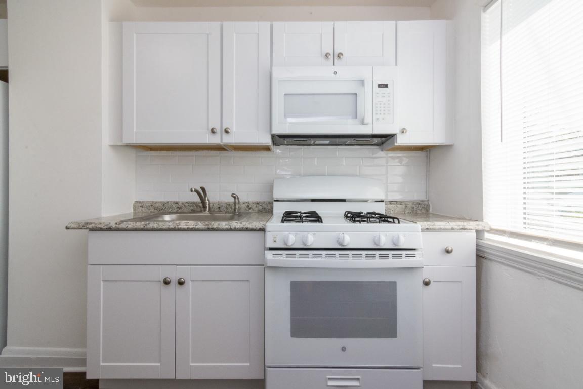 RIDGELEIGH - Residential Lease