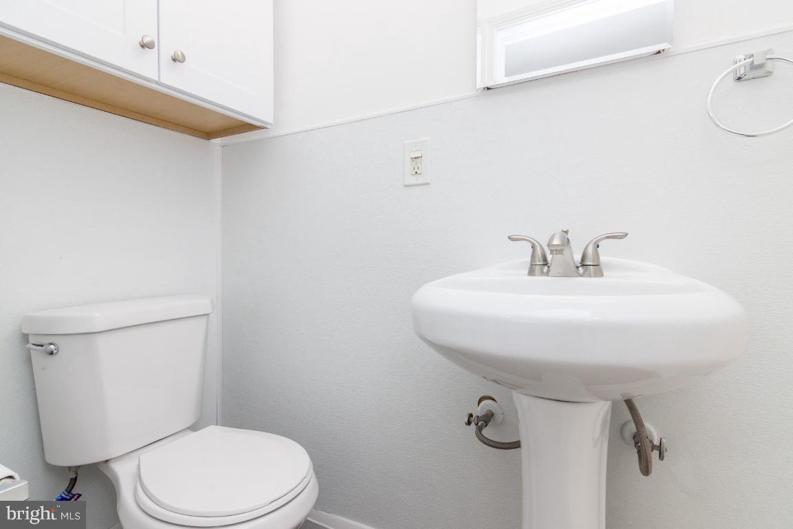 RIDGELEIGH - Residential Lease