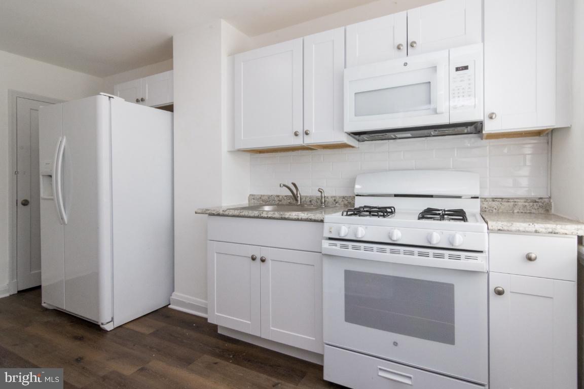 RIDGELEIGH - Residential Lease