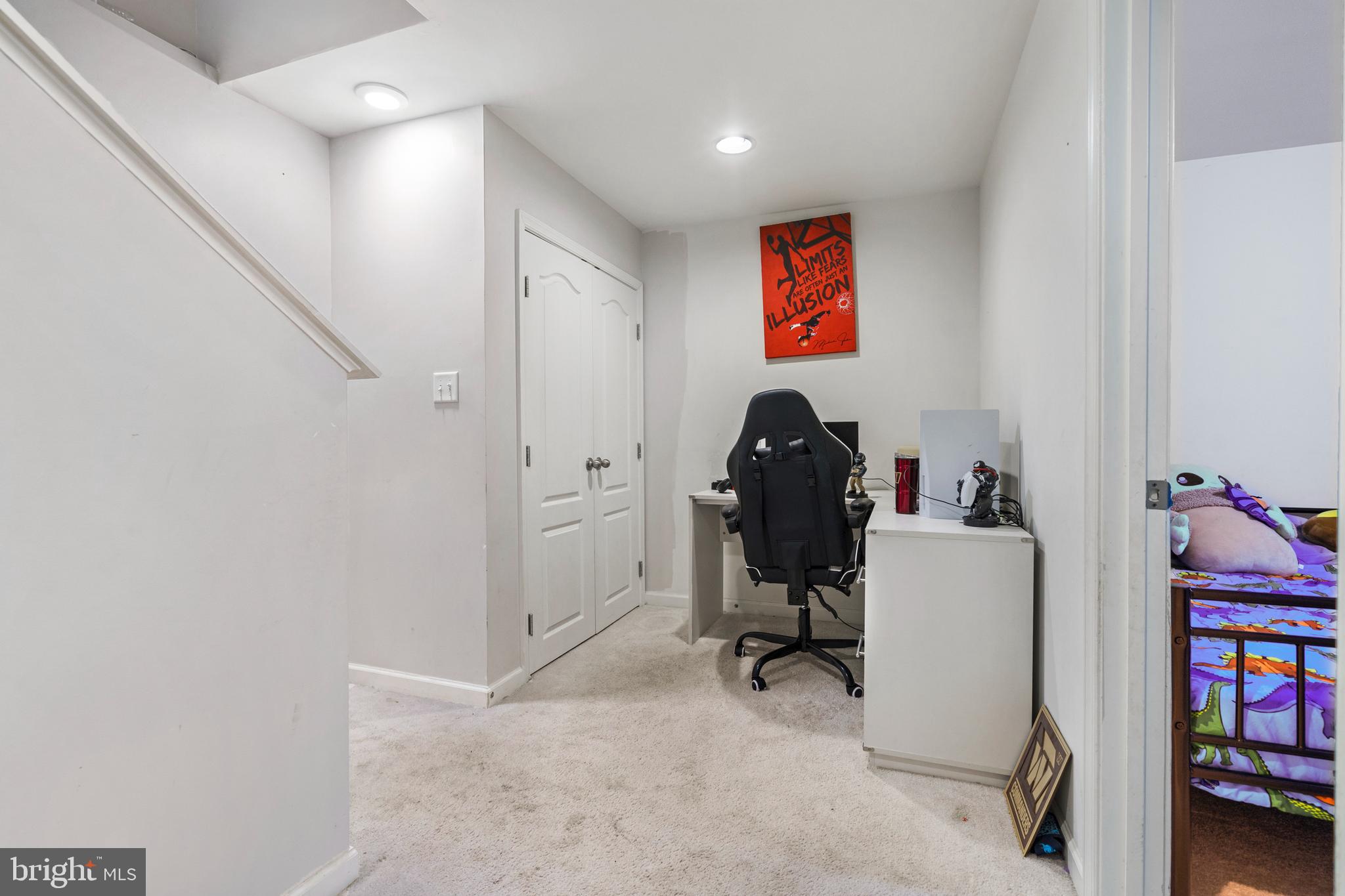 ARCHERS ROCK - Residential
