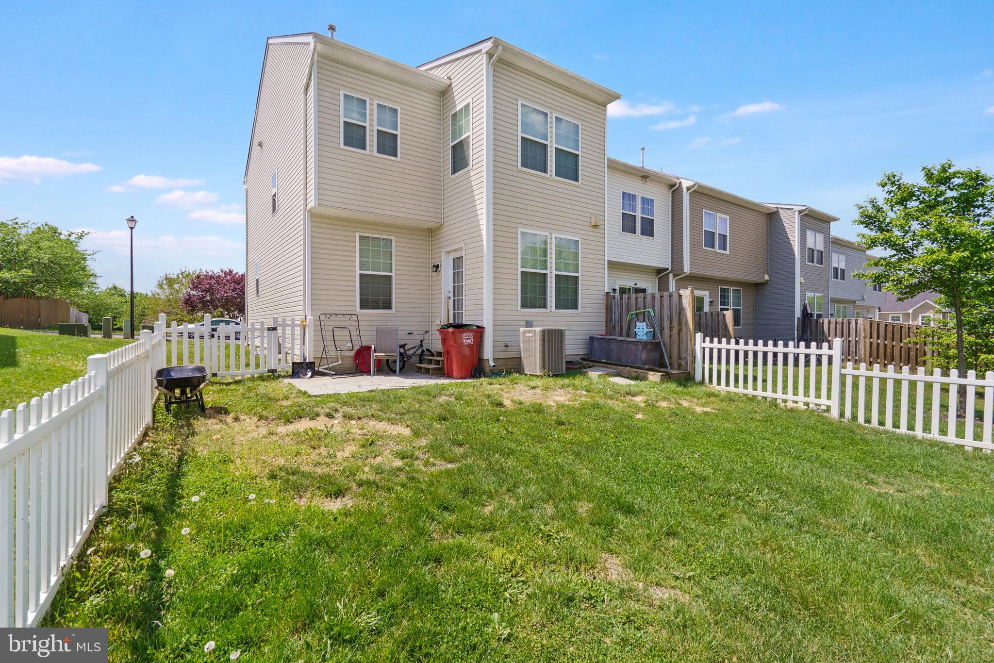 ARCHERS ROCK - Residential