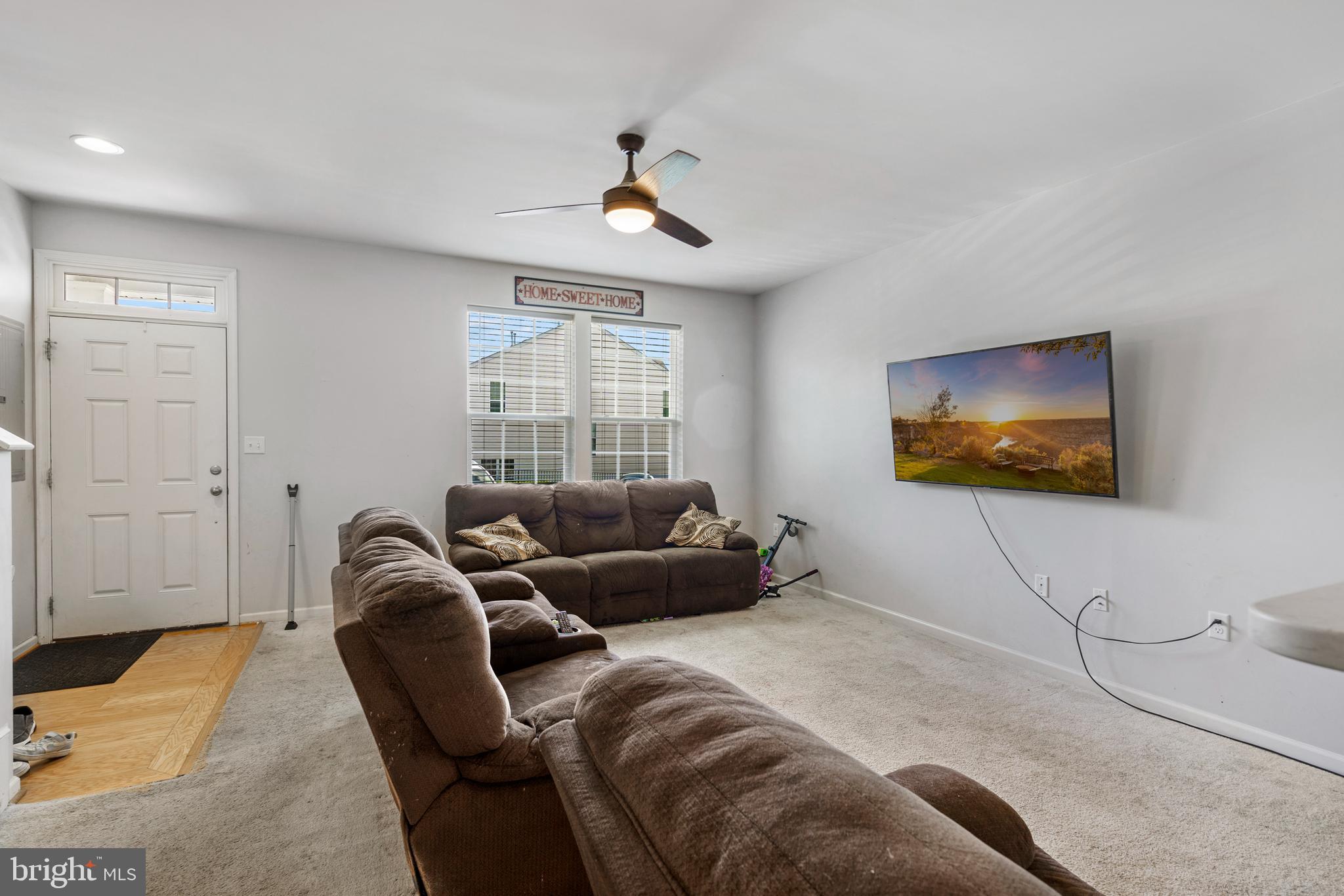 ARCHERS ROCK - Residential