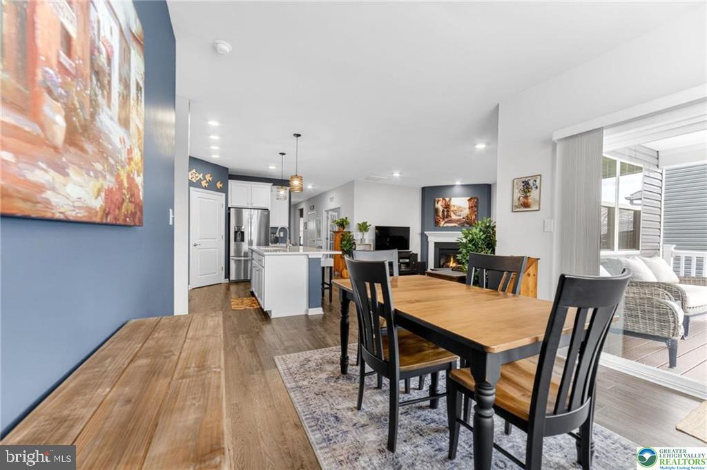 HAMILTON WALK - Residential