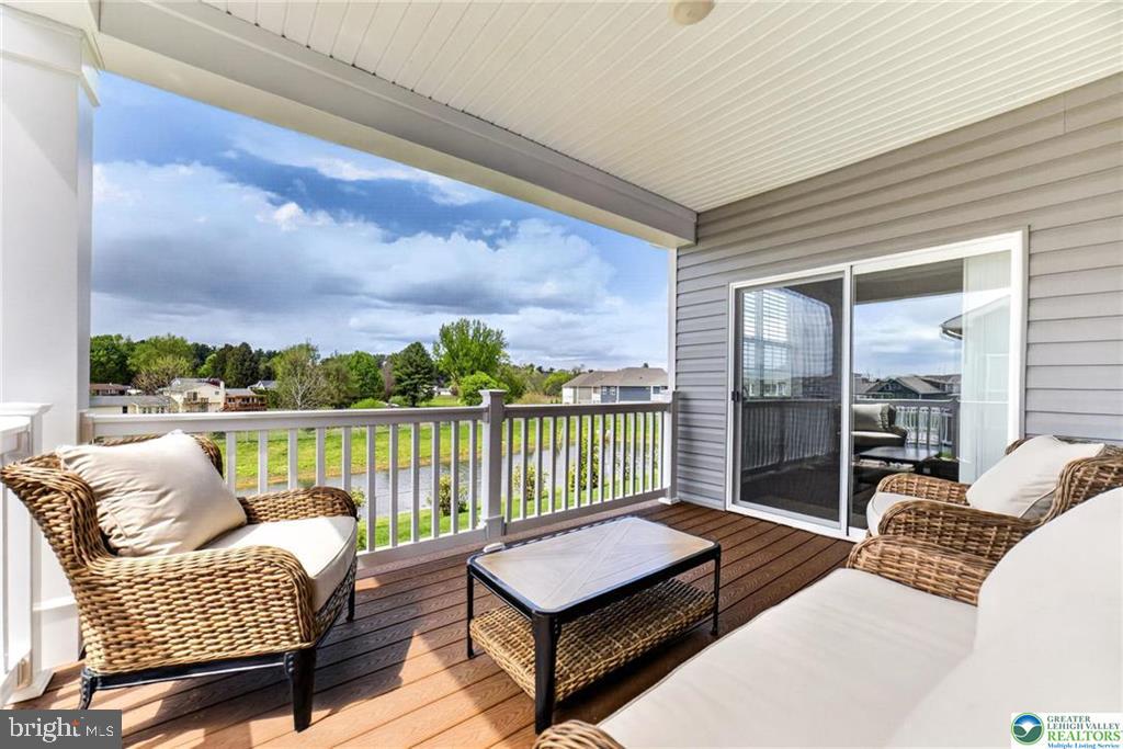 HAMILTON WALK - Residential