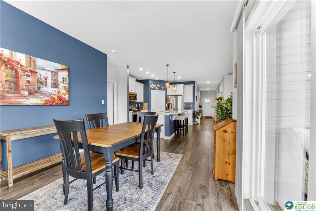 HAMILTON WALK - Residential