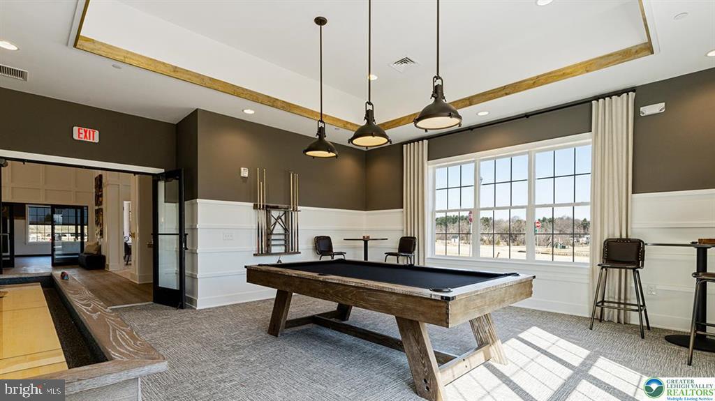 HAMILTON WALK - Residential