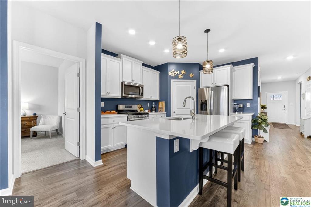 HAMILTON WALK - Residential