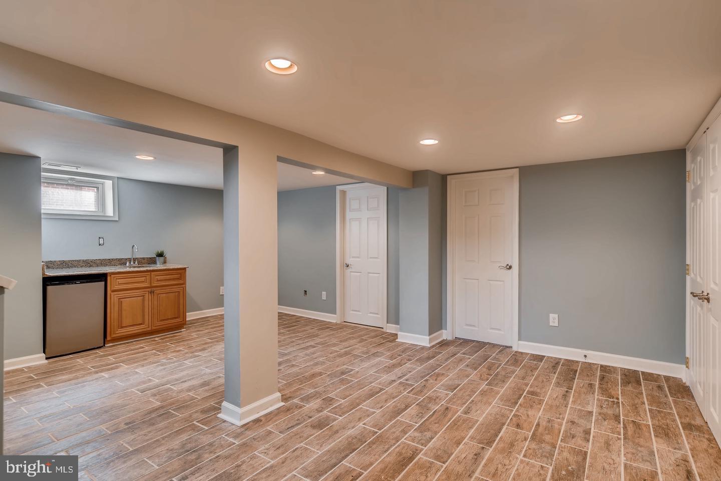 PIKESVILLE - Residential