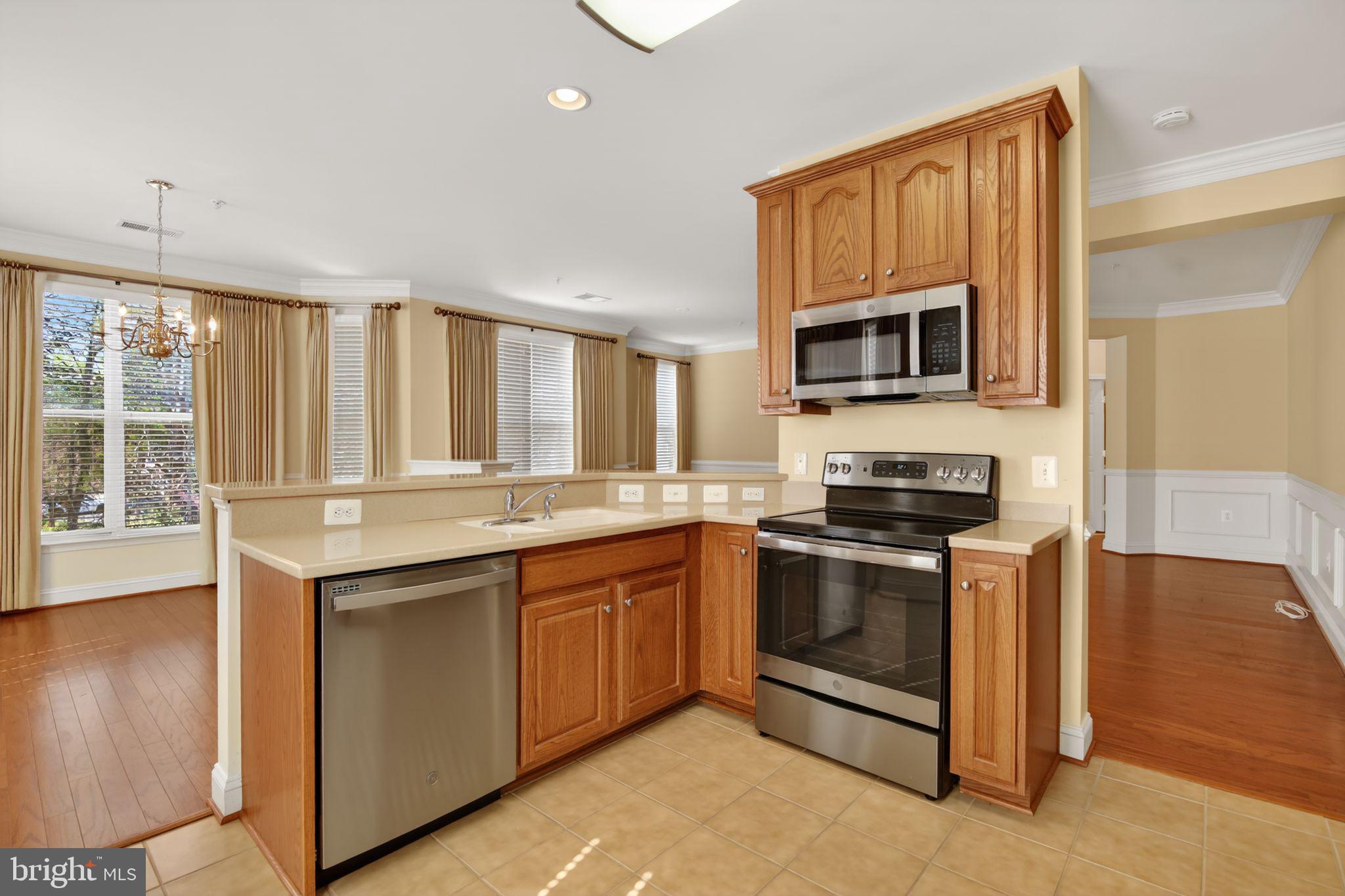 8600 LIBERTY TRAIL 204