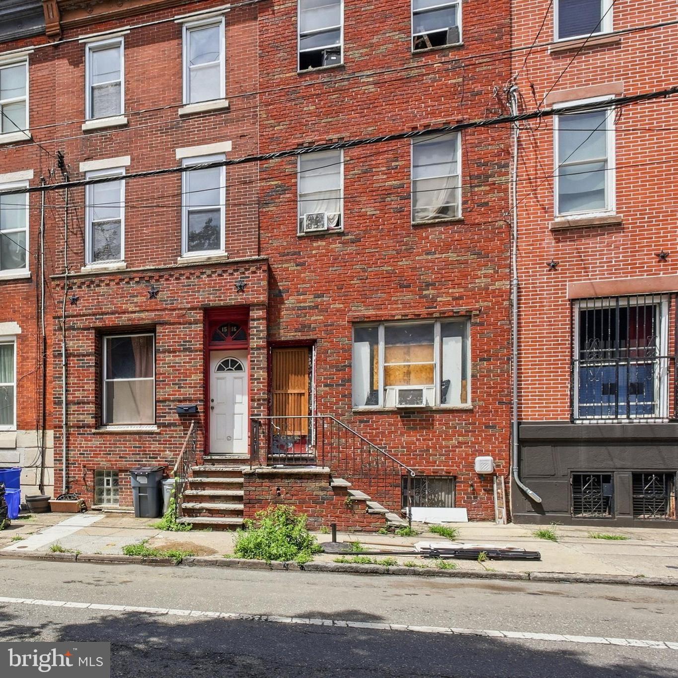 1516 S 15TH STREET