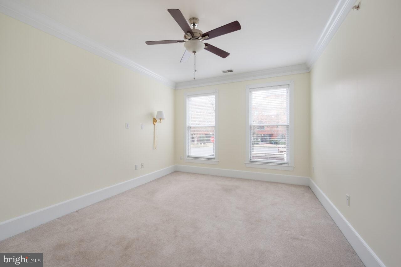 900 NORTH WASHINGTON STREET CONDOMINIUMS - Residential Lease