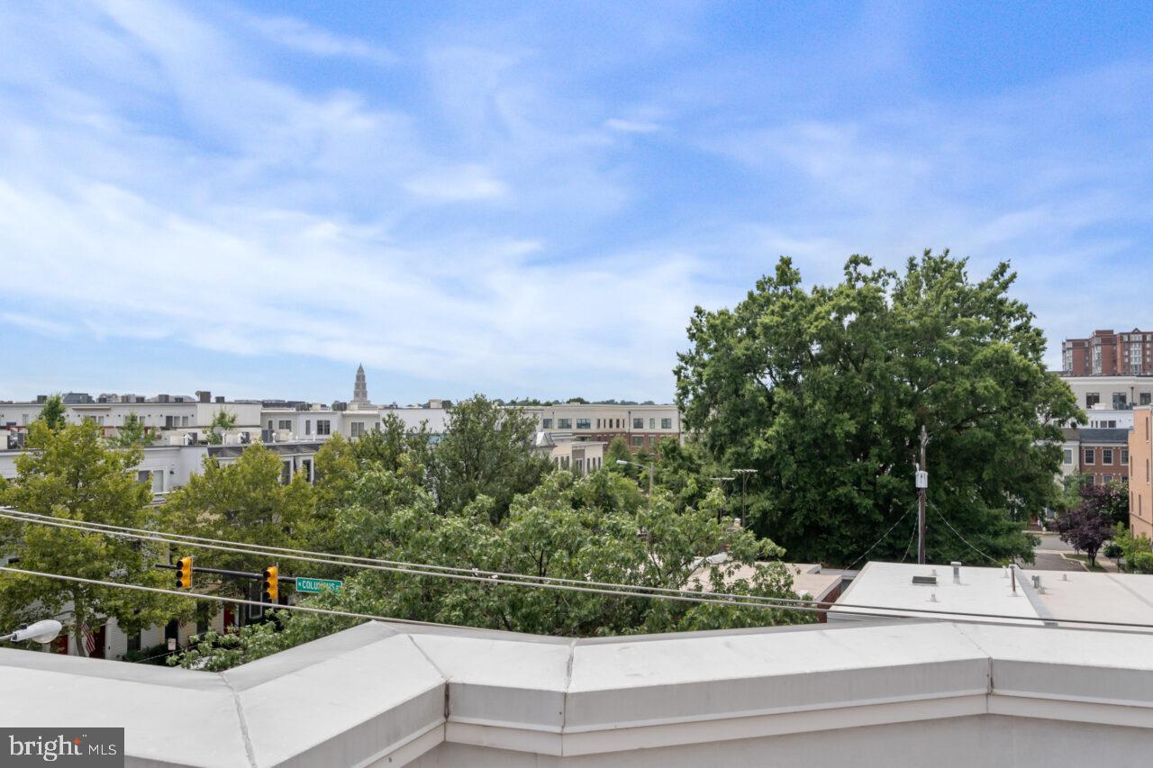 900 NORTH WASHINGTON STREET CONDOMINIUMS - Residential Lease