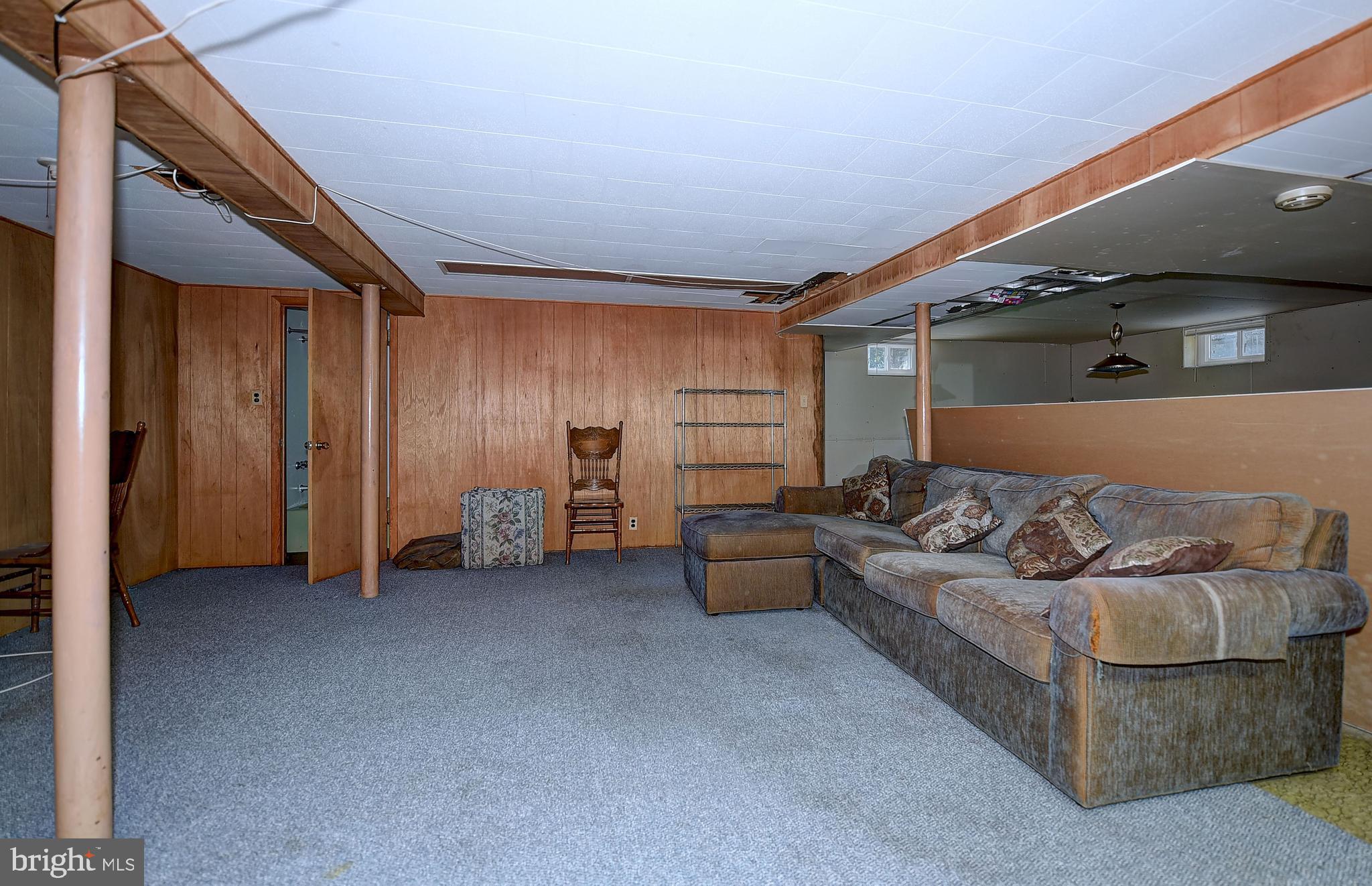 BOWLEYS QUARTERS - Residential