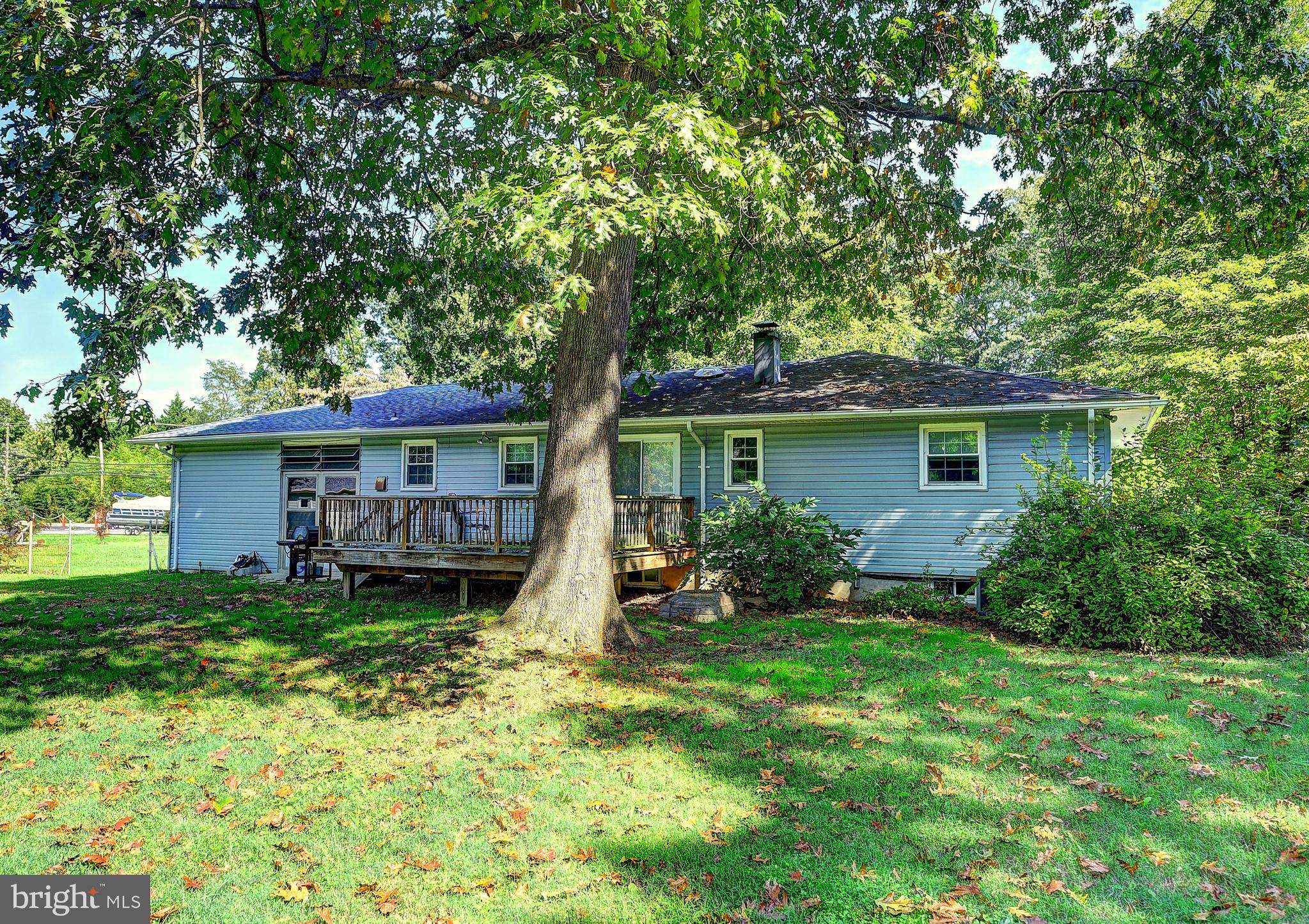 BOWLEYS QUARTERS - Residential