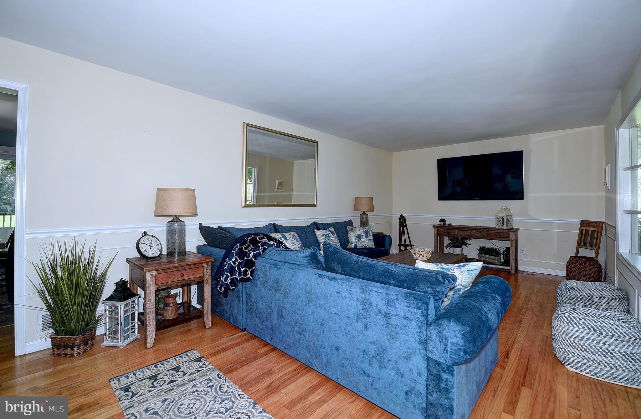 BOWLEYS QUARTERS - Residential