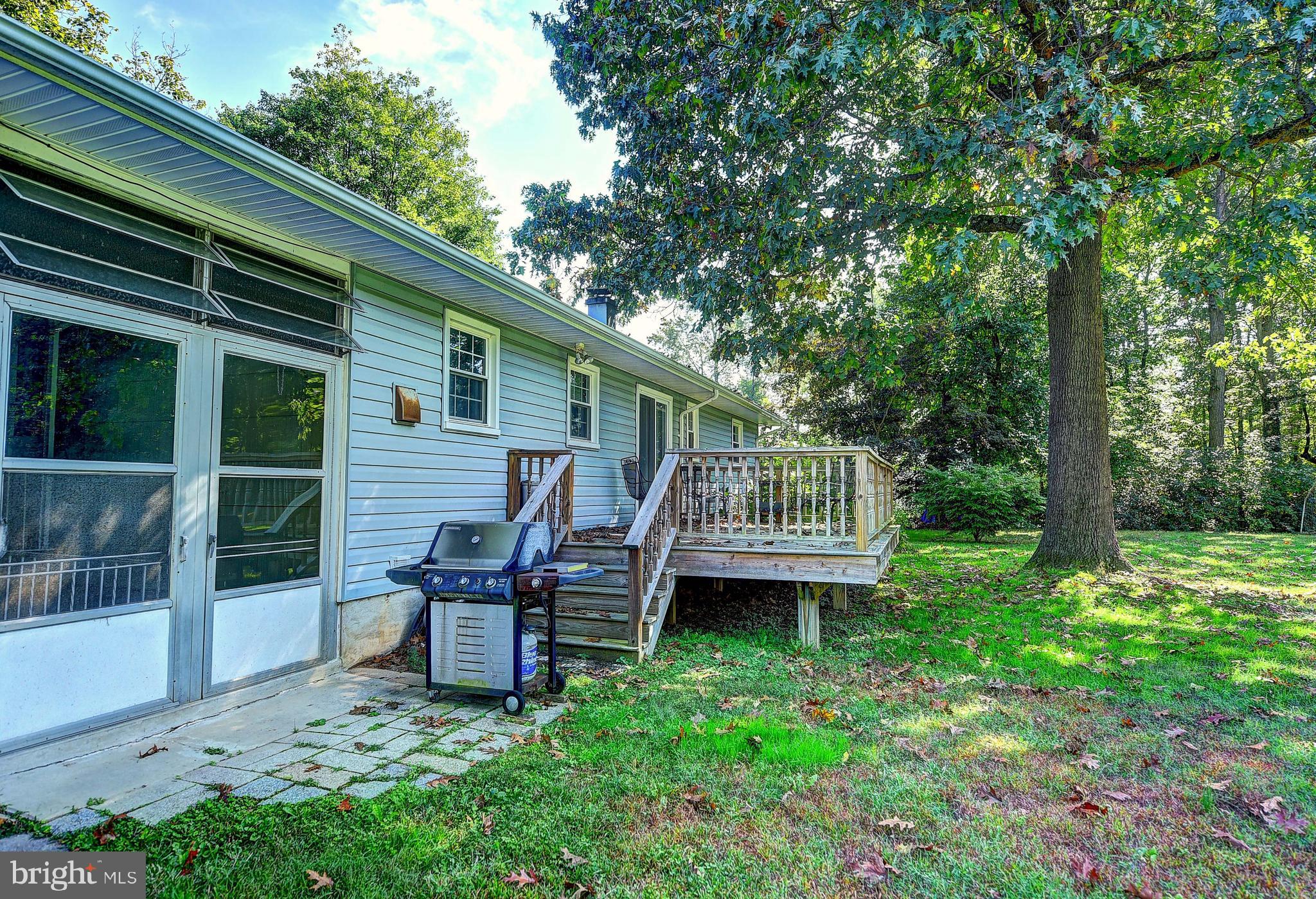 BOWLEYS QUARTERS - Residential