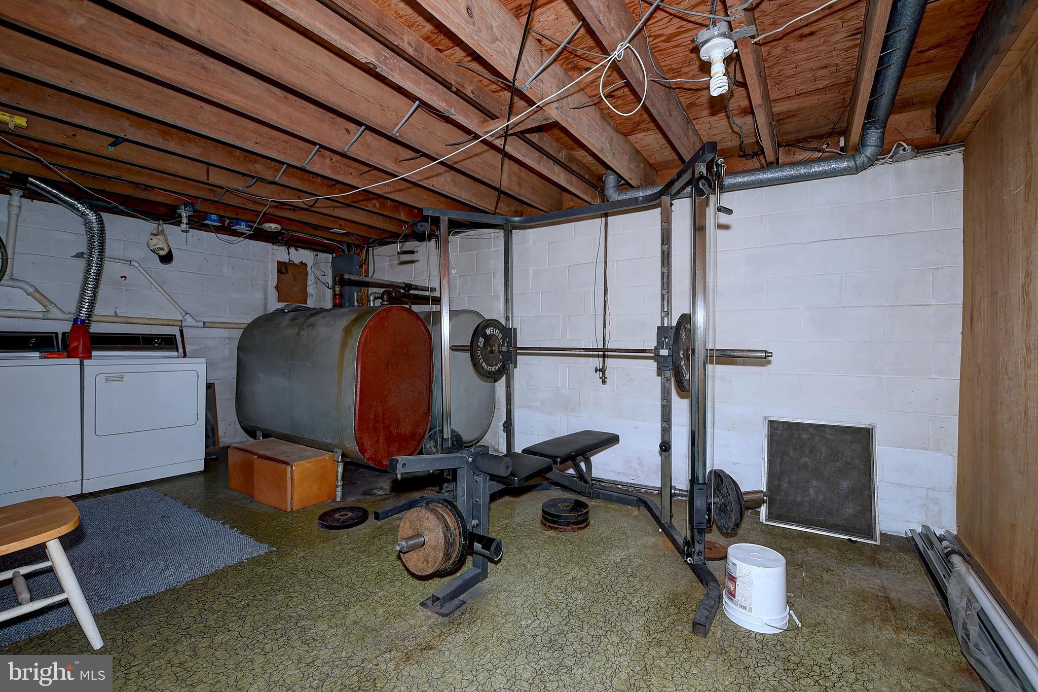 BOWLEYS QUARTERS - Residential