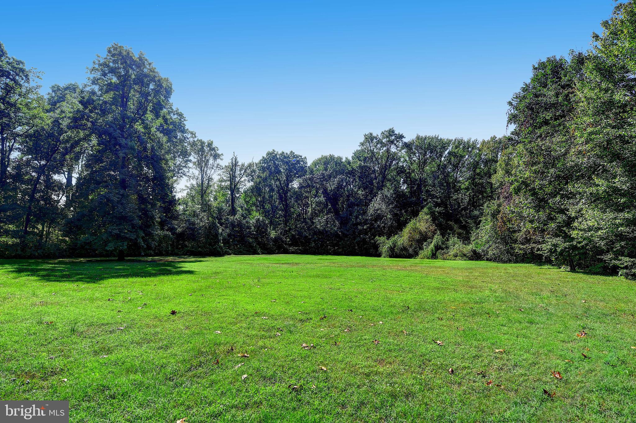 BOWLEYS QUARTERS - Residential