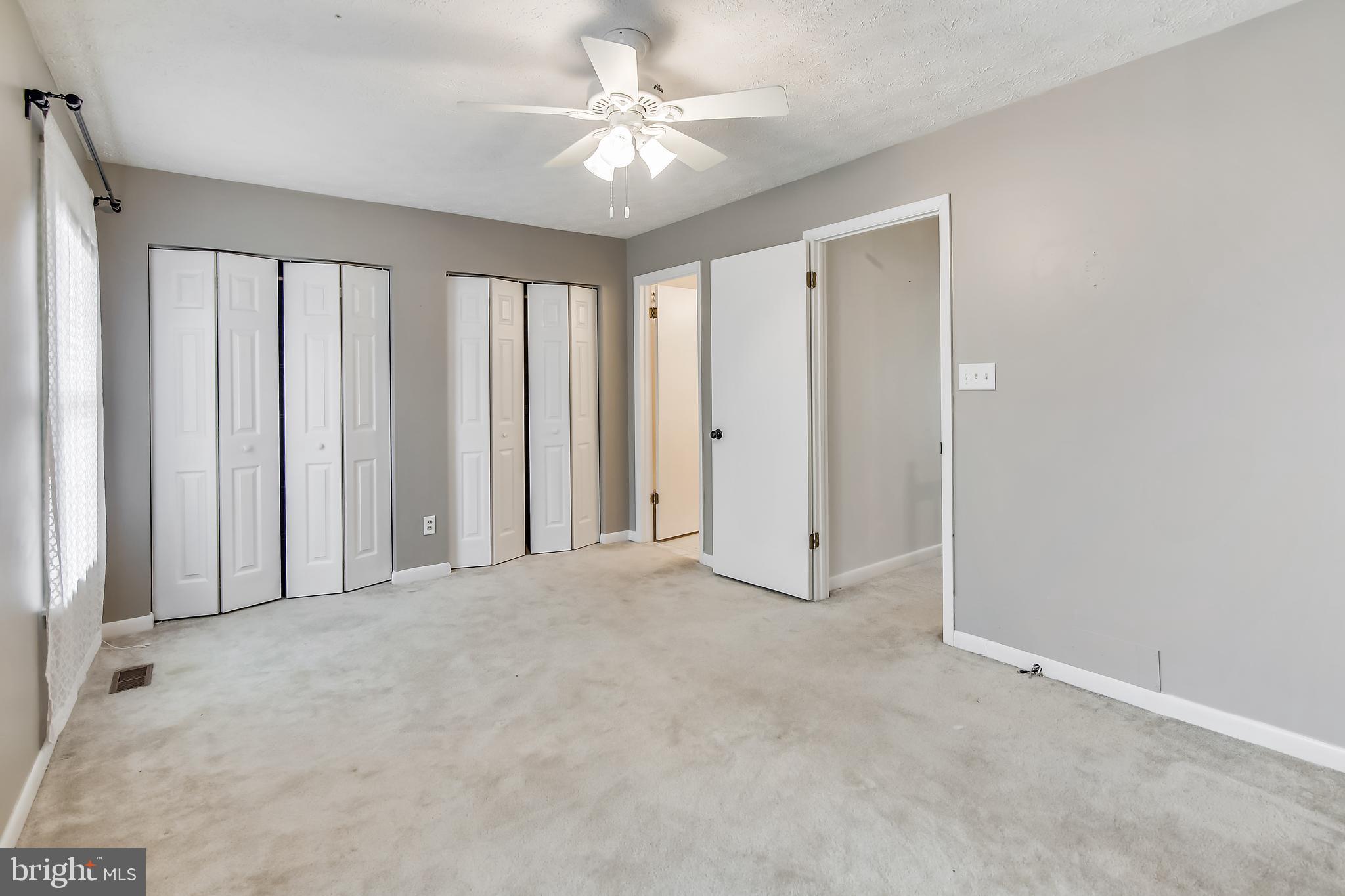 CONSTANT FRIENDSHIP - Residential