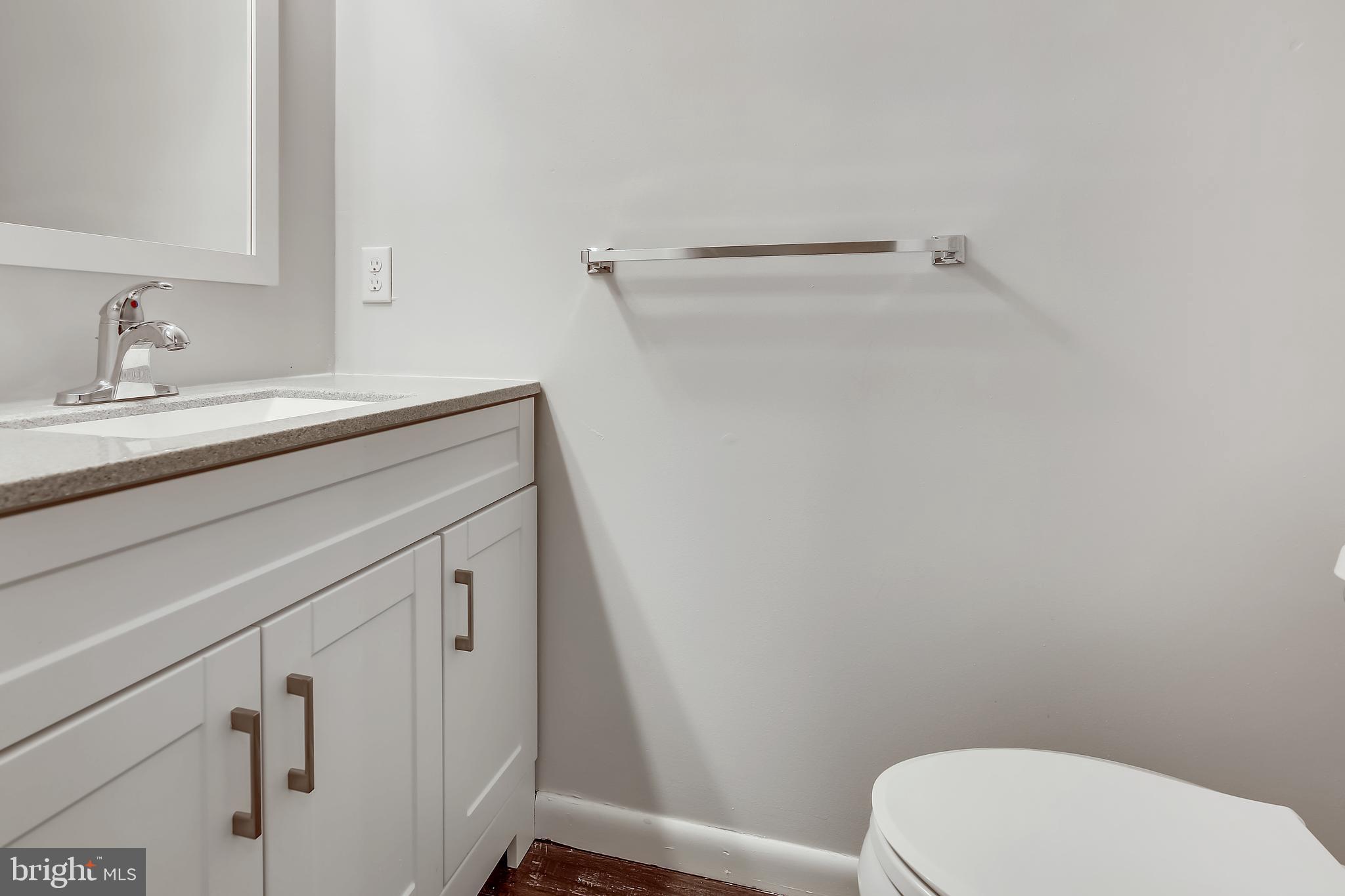 CONSTANT FRIENDSHIP - Residential