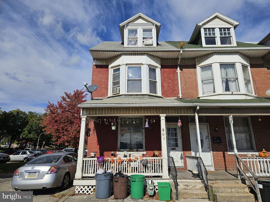 Photo of 461 E Princess Street, YORK, PA 17403 (MLS # PAYK2093456)