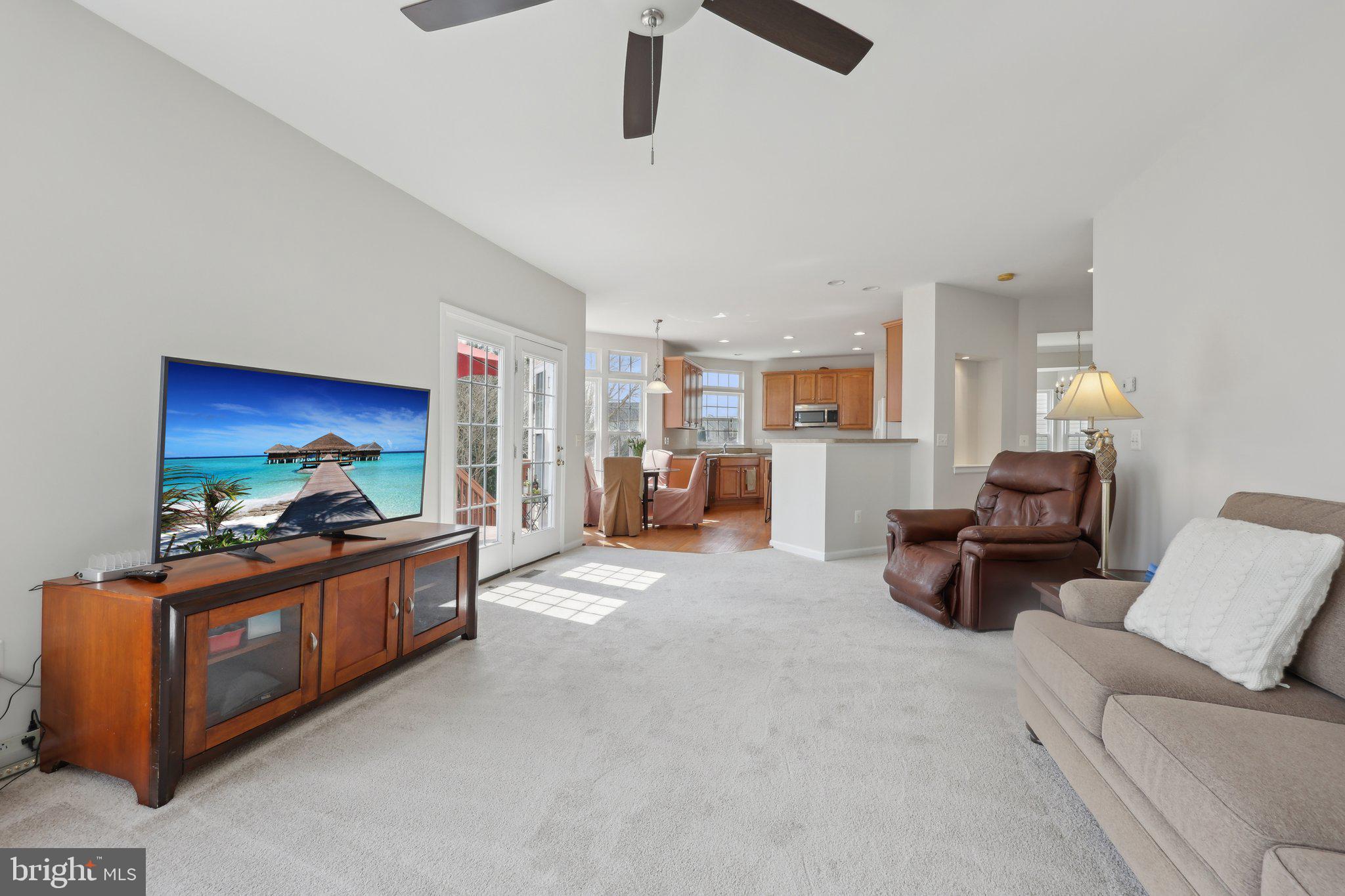 NEW TOWN MEADOWS - Residential