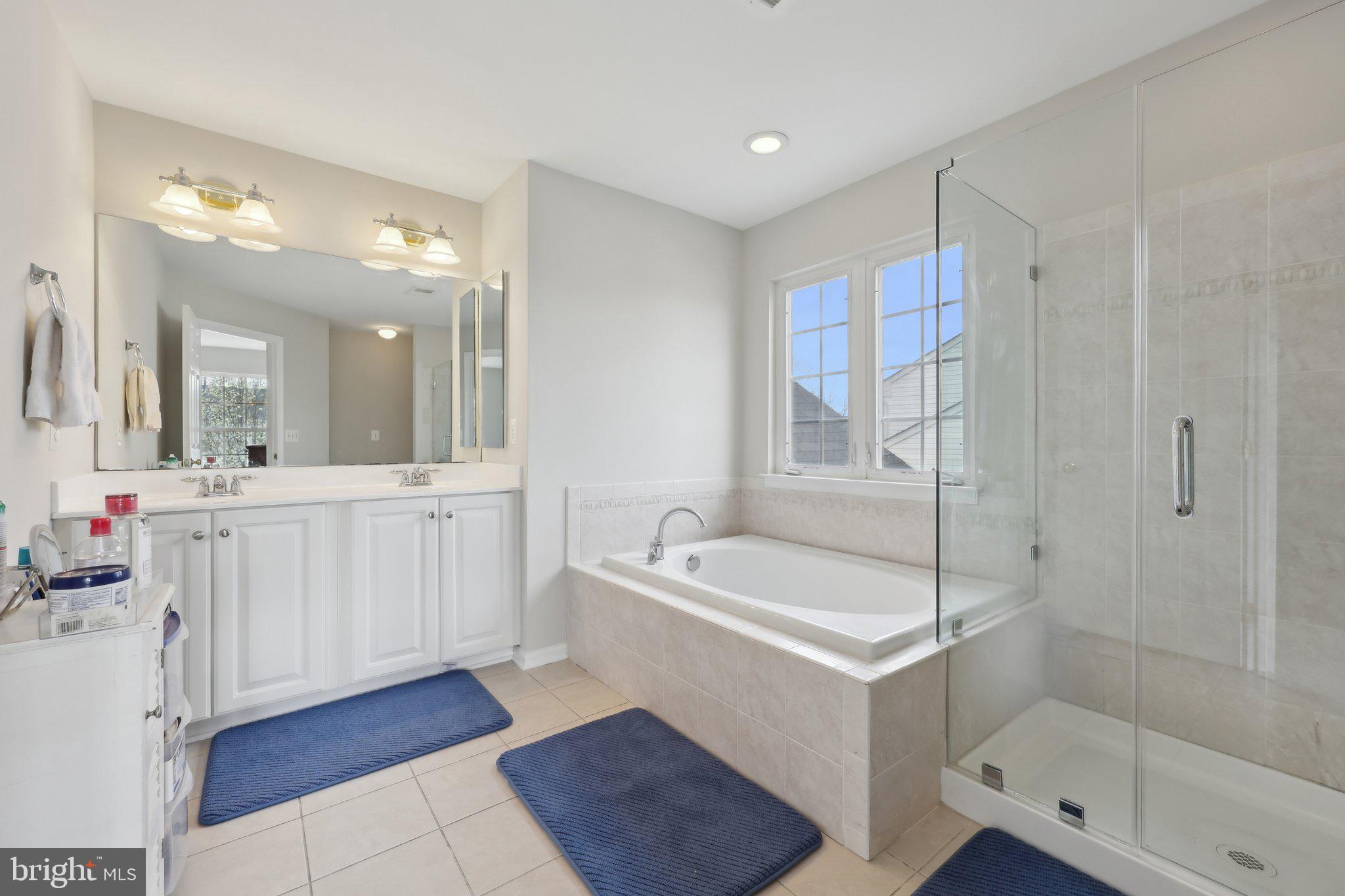 NEW TOWN MEADOWS - Residential