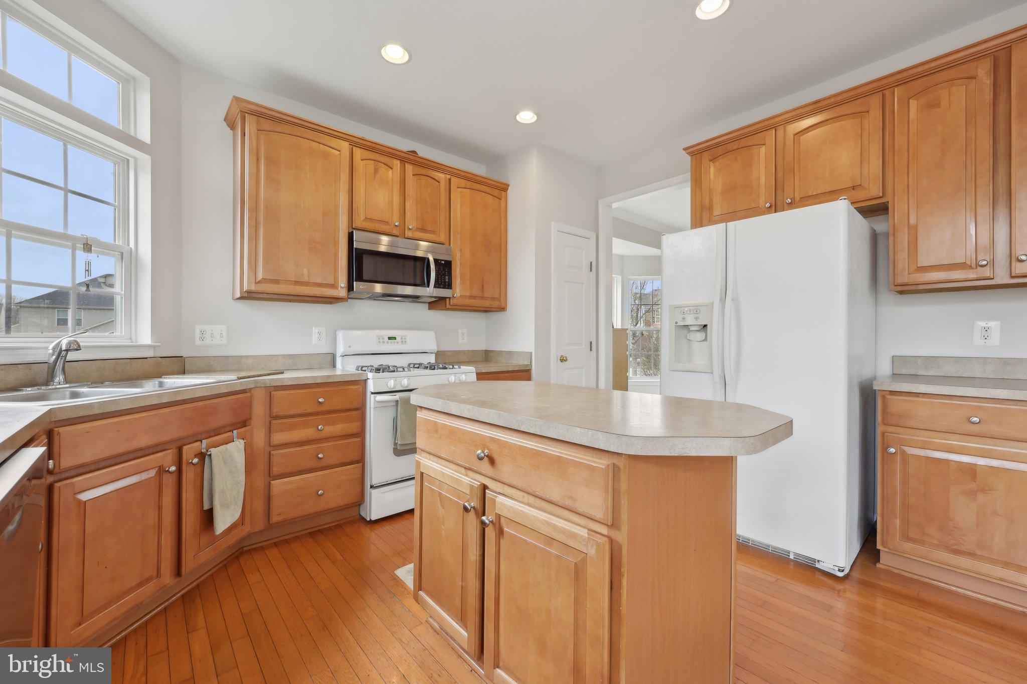 NEW TOWN MEADOWS - Residential