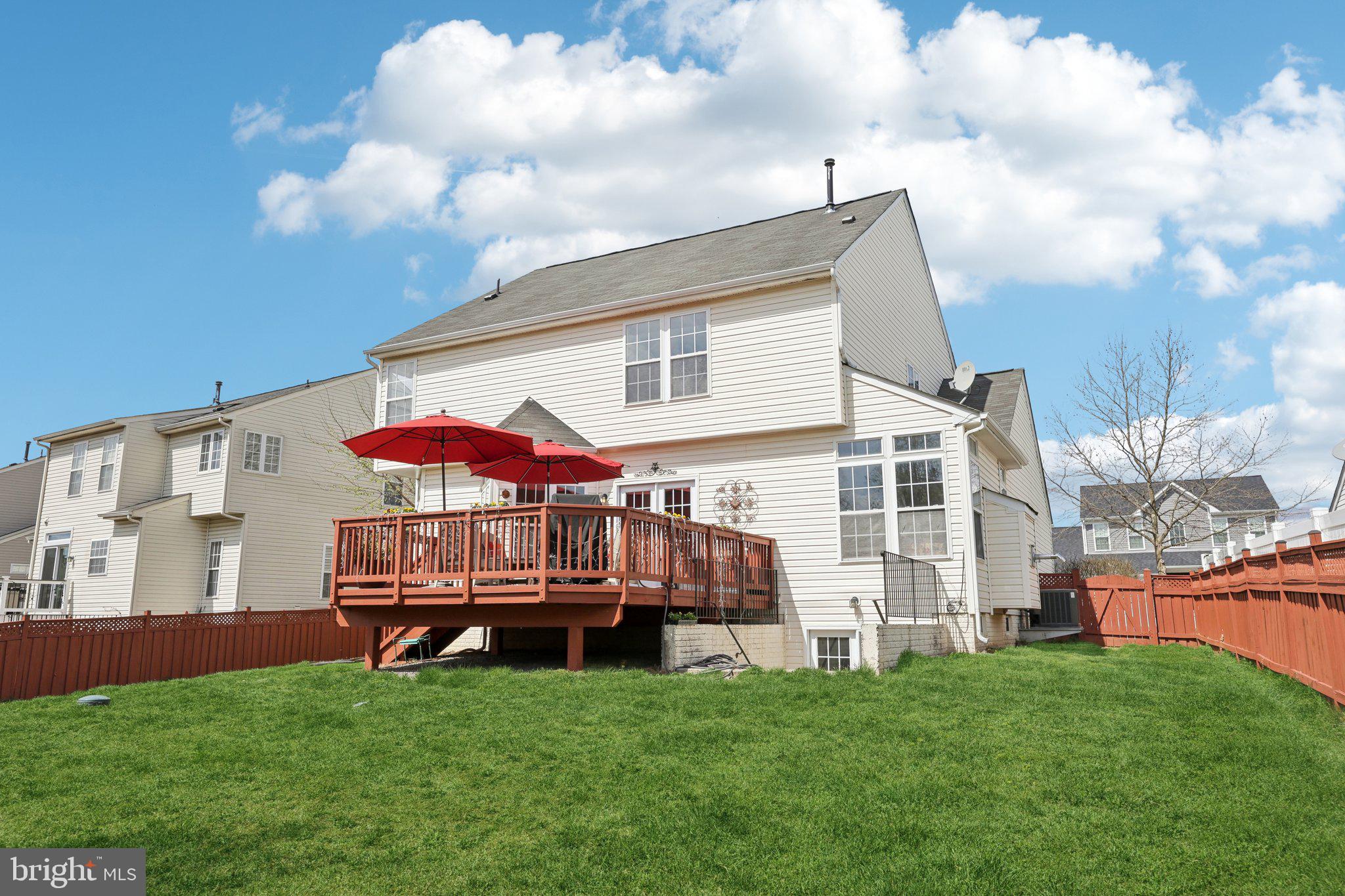 NEW TOWN MEADOWS - Residential