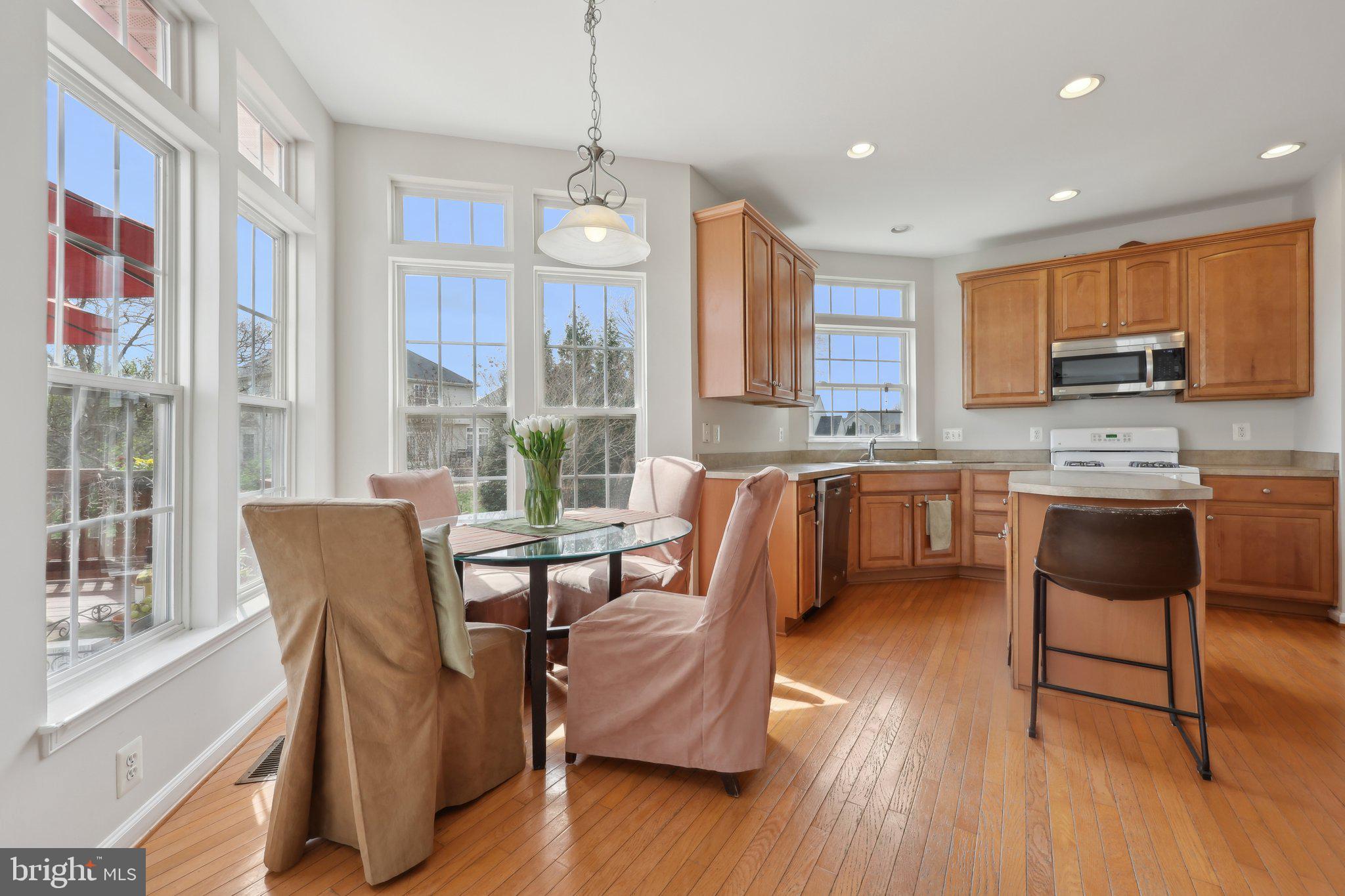 NEW TOWN MEADOWS - Residential