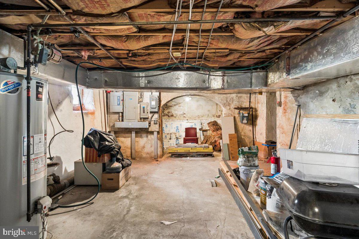 WEST PHILADELPHIA - Residential