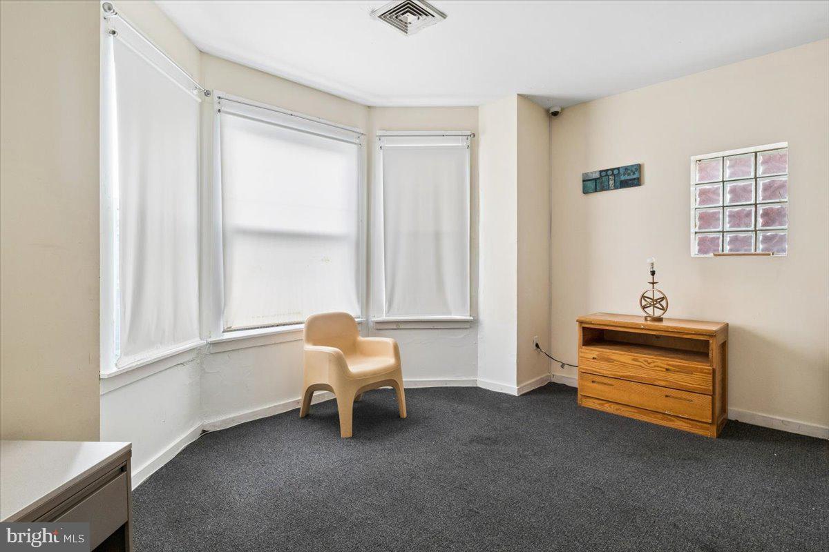 WEST PHILADELPHIA - Residential